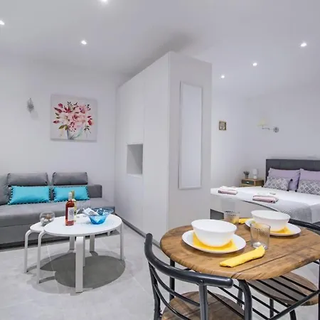 Paravento Lux Studio Apartment Corfu (city)